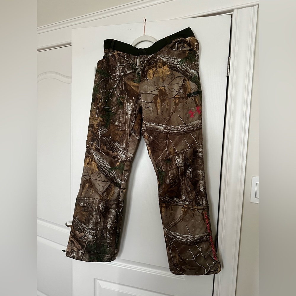 UA HUNT ladies pants